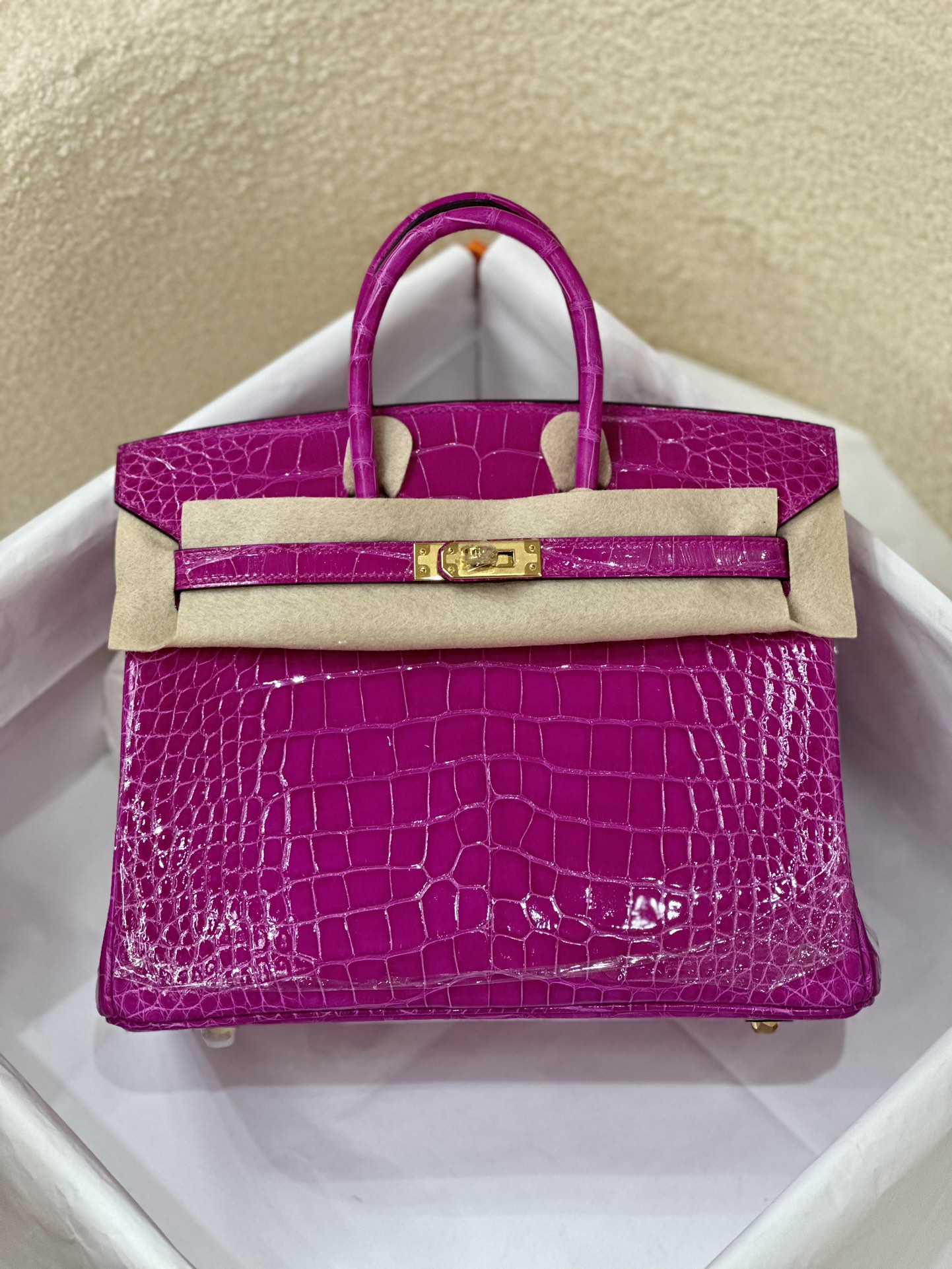 Birkin 25/30/35 with Crocodile Leather (Custom Order)