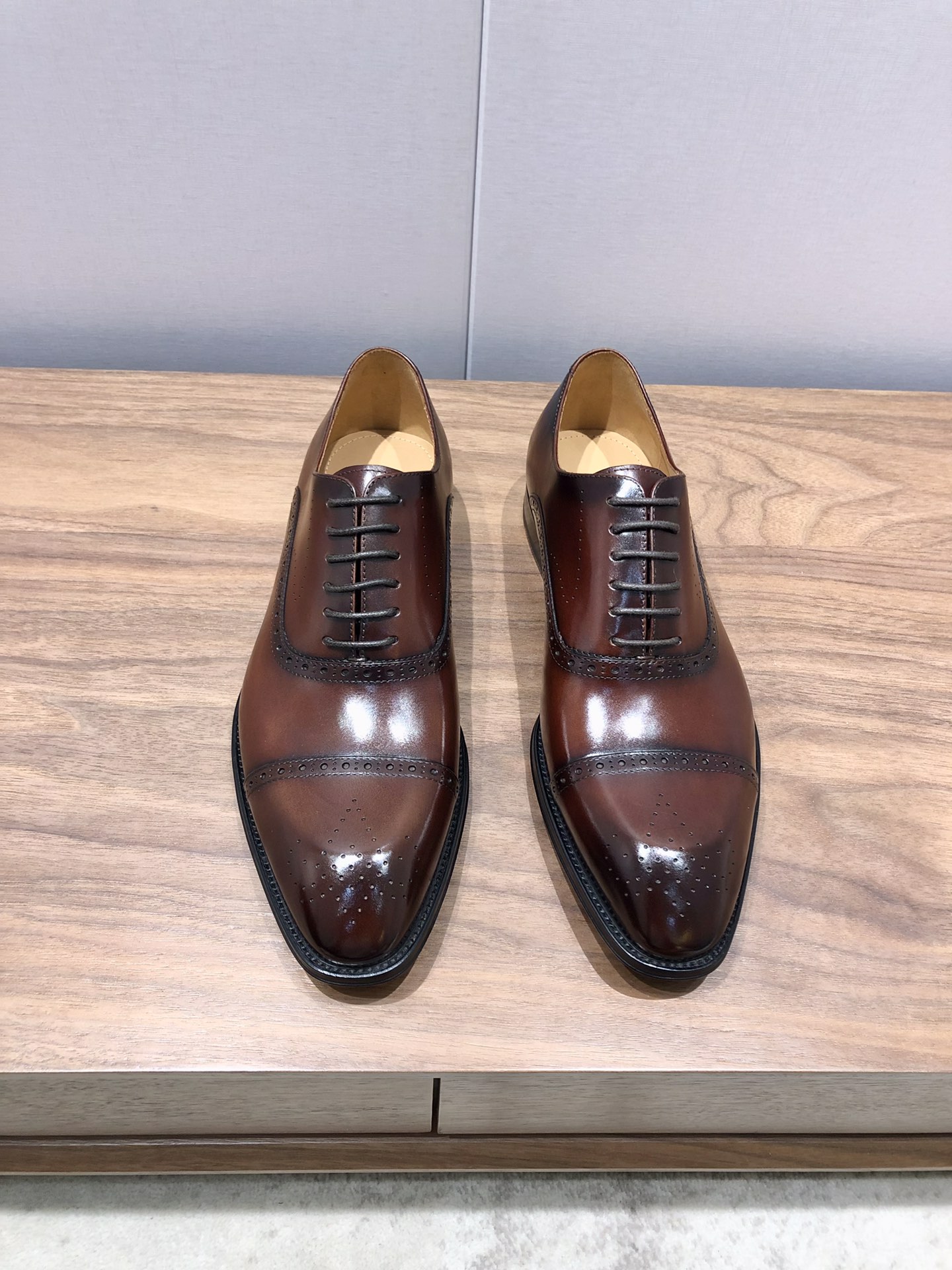 Louis Vuitton Men's Shoes